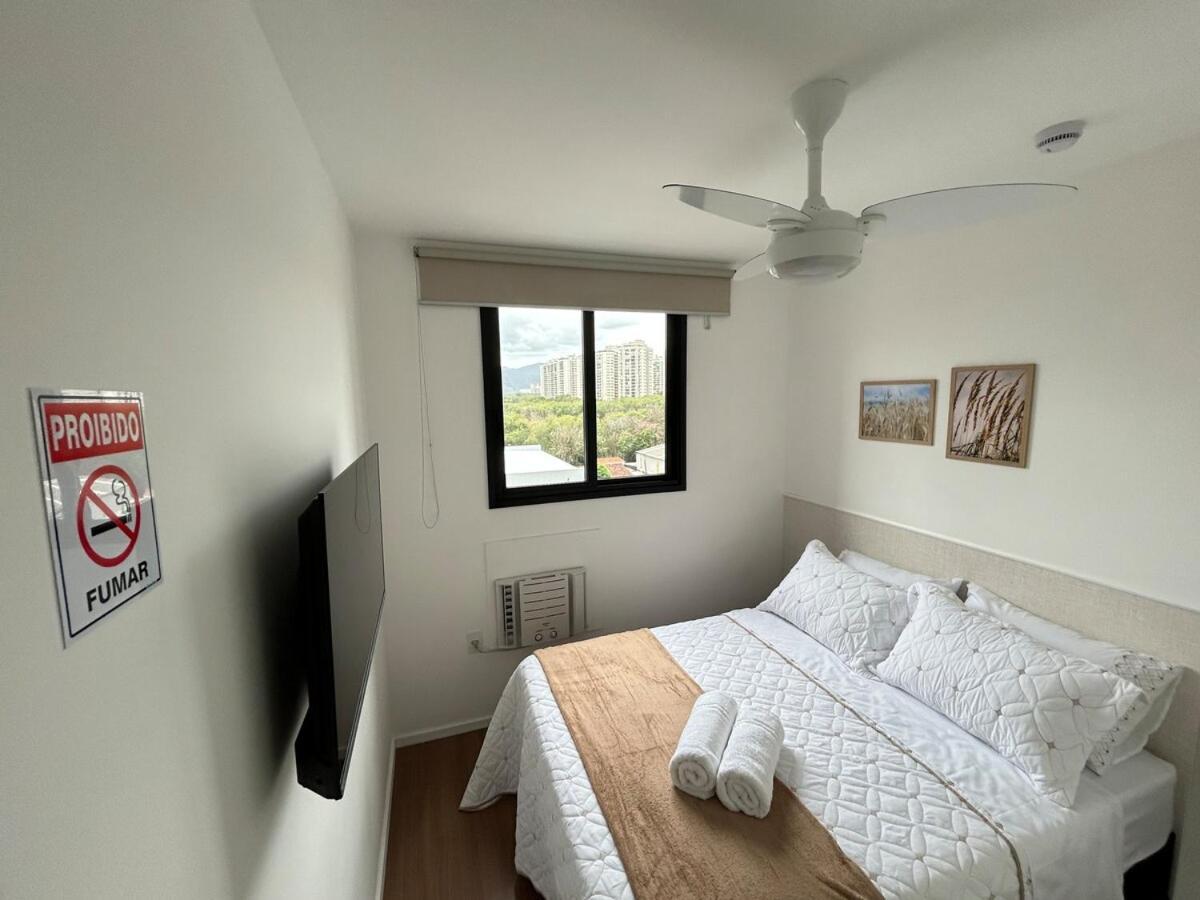 One-Bedroom Apartment Pool View