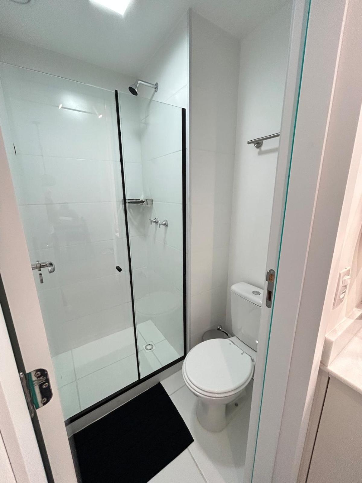 One-Bedroom Apartment Pool View